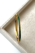 Load image into Gallery viewer, Princess Cuff (Green)