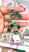 Load image into Gallery viewer, Mystic Green Clover Bracelet