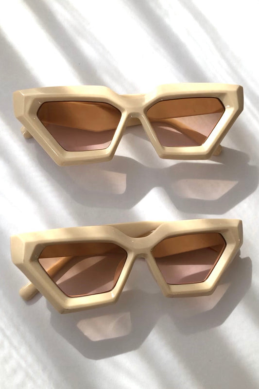 DIME DIVA SUNGLASSES