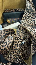 Load image into Gallery viewer, Leopard Trapeze Tote
